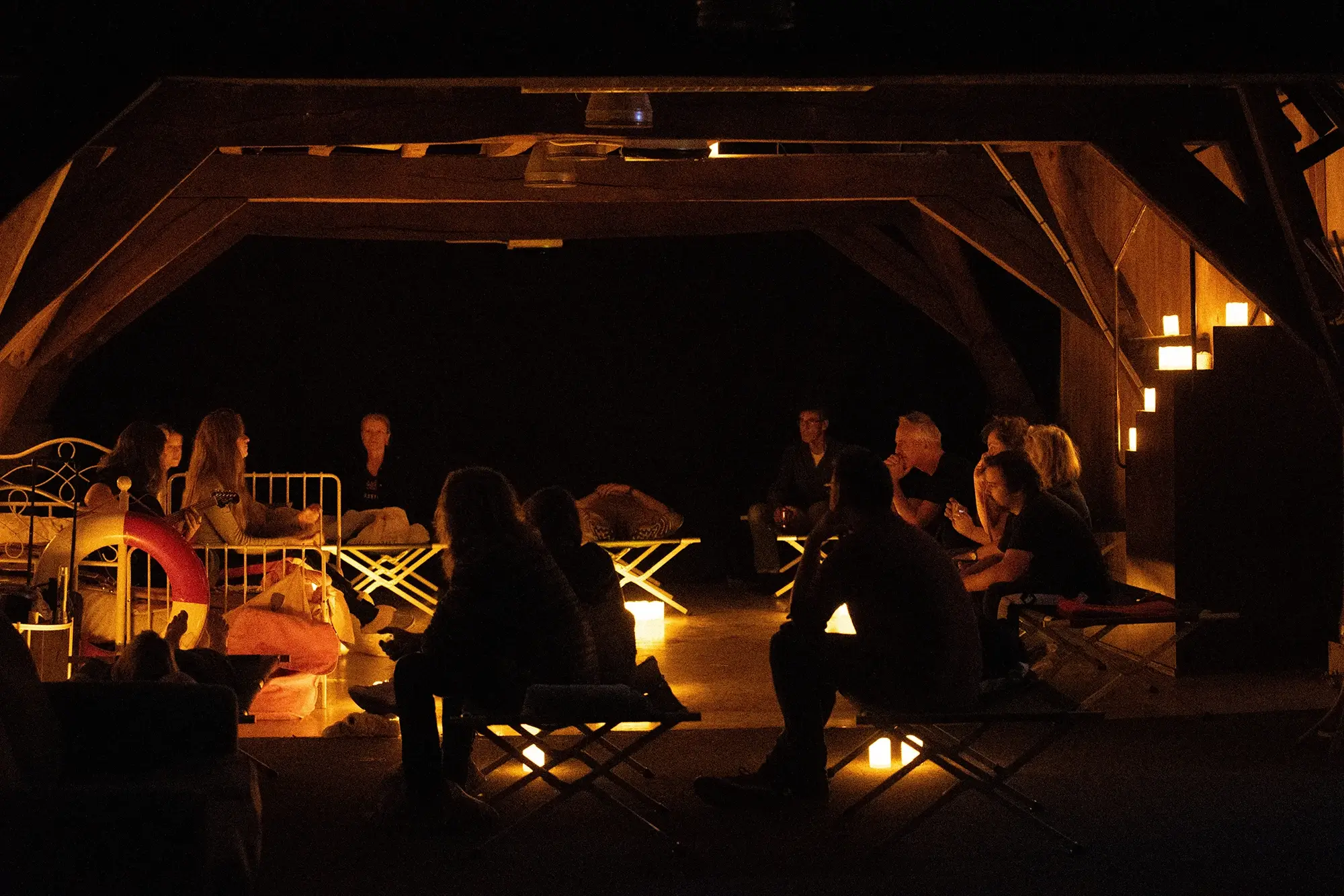 Hoog en Droog: Live muziek op zolder