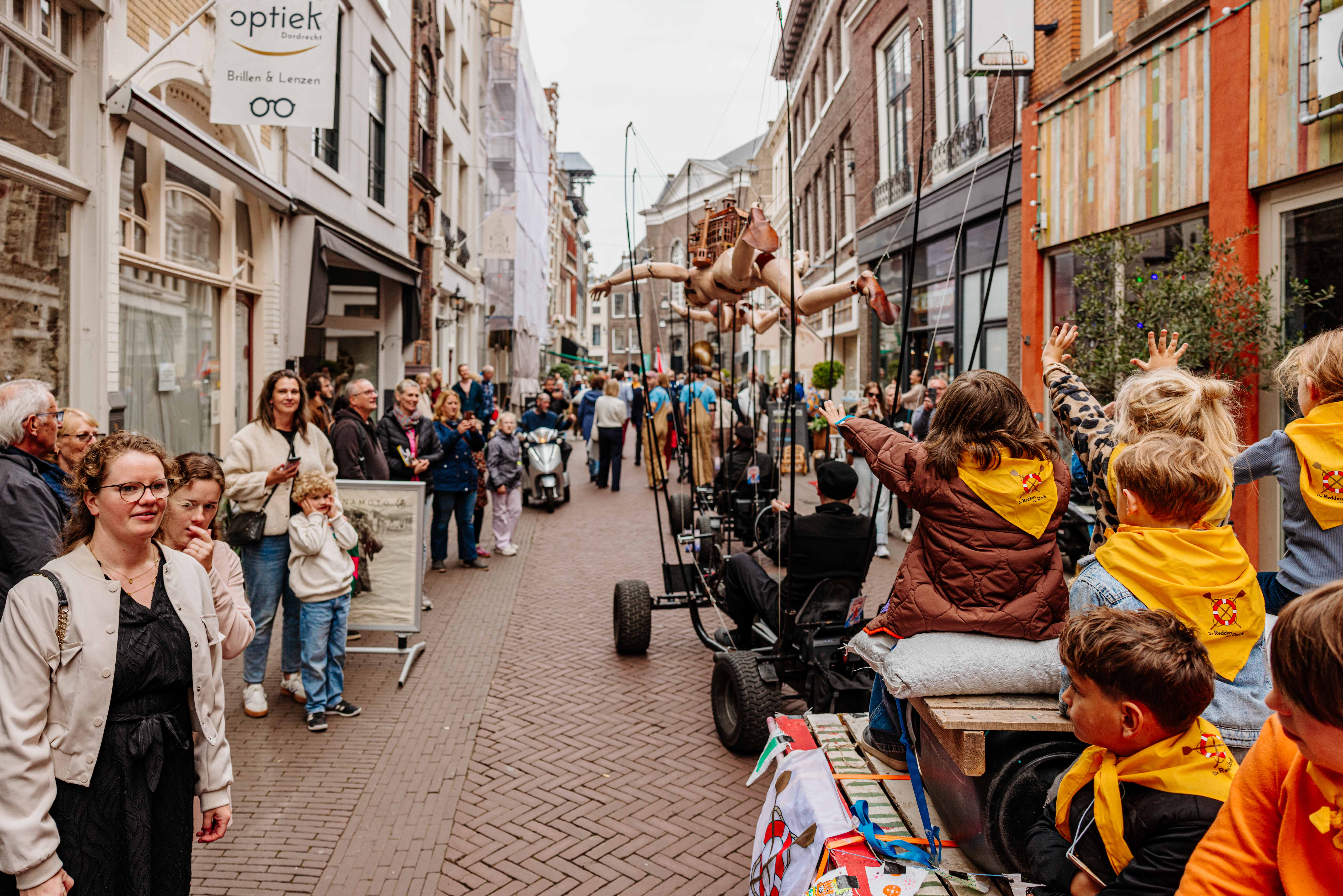 Parade zaterdagmiddag